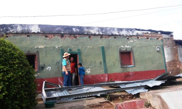 Vientos huracanados dejan daños en al menos 42 viviendas de El Paraíso&nbsp;&nbsp;