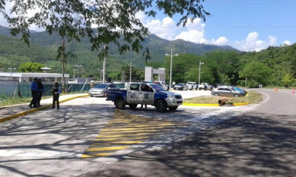 Honduras: Protestan familias de presos en El Pozo y piden visita para los reclusos