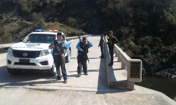 Continúa alerta en fronteras por fuga de mareros en El Salvador