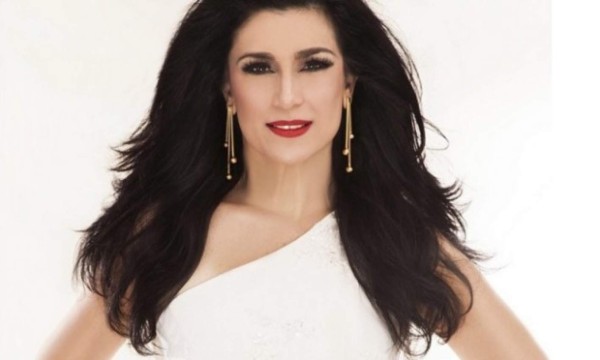 Cantante y actriz venezolana Karina anuncia que su hija se convertirá en niño