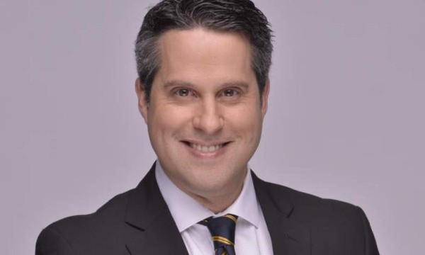 Los periodistas deportivos mexicanos vs los hondureños... ¿Quiénes son los más guapos?