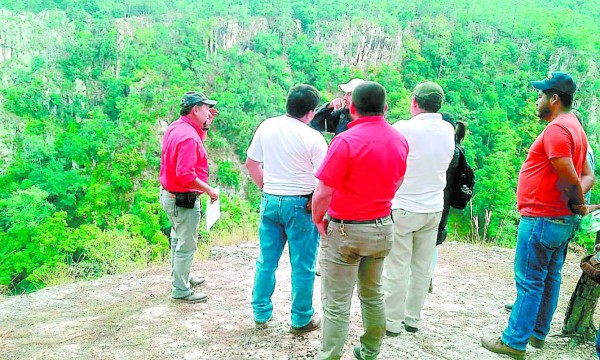 Bajo caudal en el río El Salto afecta a tres comunidades