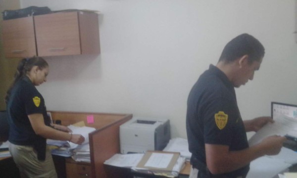 Buscan documentos que desnuden corrupción en el IHSS