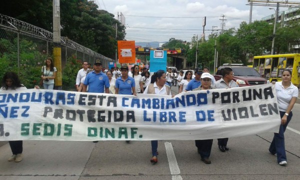 Marcha contra la mendicidad en Honduras
