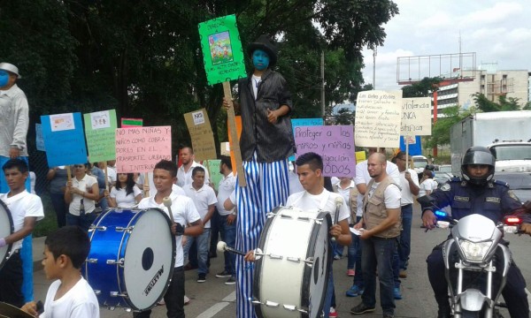 Marcha contra la mendicidad en Honduras