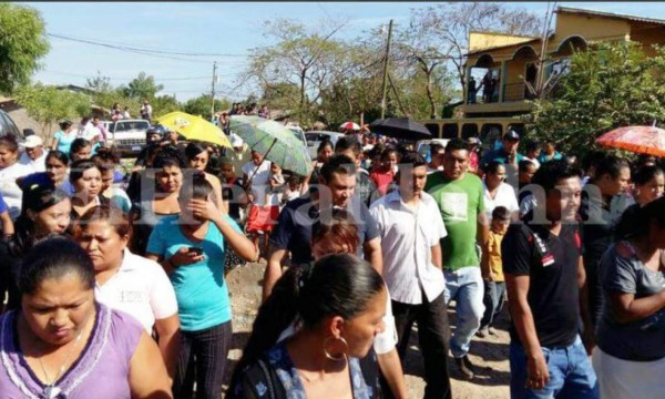 Honduras: Entierran agente de Tránsito que intentó frustrar asalto a bus