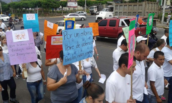 Marcha contra la mendicidad en Honduras