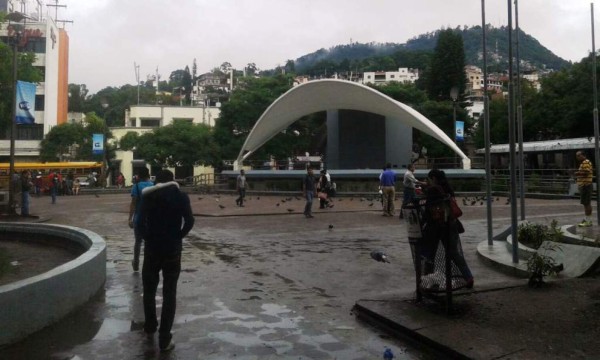 Extienden alerta verde en nueve departamentos de Honduras por ingreso de onda tropical