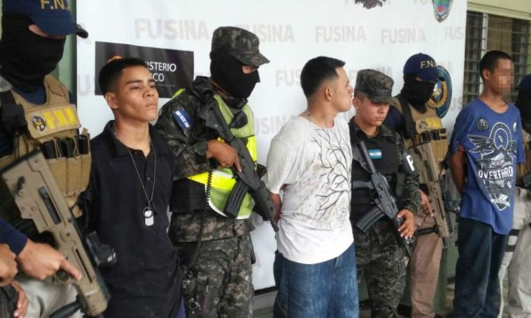 Capturan a tres supuestos pandilleros que estarían implicados en quema de bus de la empresa Judá en La Lima