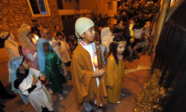 Familias capitalinas mantienen viva la tradición de las posadas