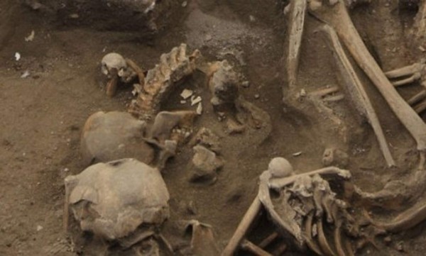 Esqueletos de bebés revelan ritos funerarios