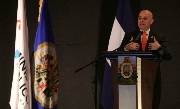 Juramentados 43 funcionarios que conformarán la Ufecic del MP