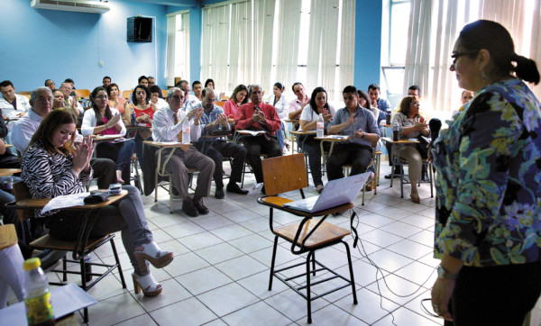 Harán maratón por el Hospital Escuela