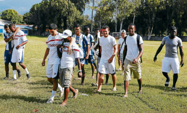 Ya le pagaron un mes de salario a los jugadores del Victoria