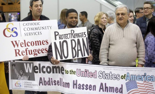 Donald Trump analiza emitir un nuevo decreto migratorio