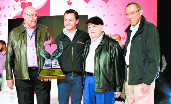 Grandes empresas se suman a la jornada de solidaridad de Teletón