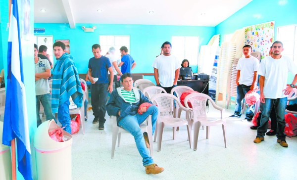 Este miércoles arriba segundo vuelo de deportados del año