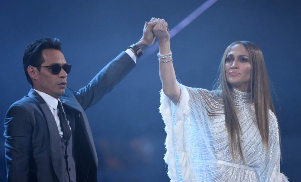 Marc Anthony y JLo: ¿beso de hermanos o de almas gemelas en el Grammy?&nbsp;&nbsp;