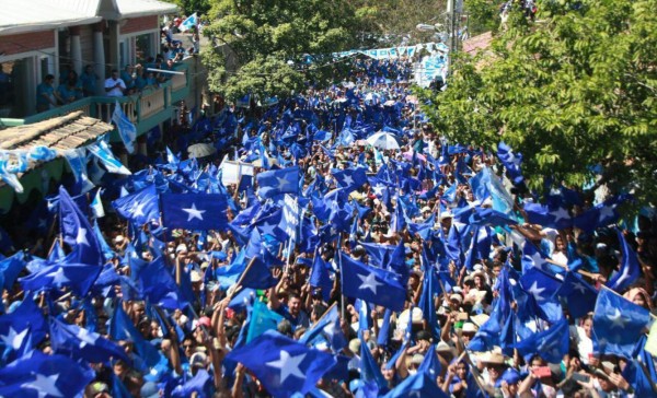 Municipios del sur de Lempira acompañan a Orlando Hernández durante el cierre de campaña&nbsp;&nbsp;