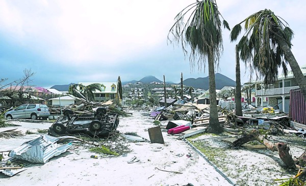 Hondureños en Florida buscan refugio ante llegada de huracán Irma
