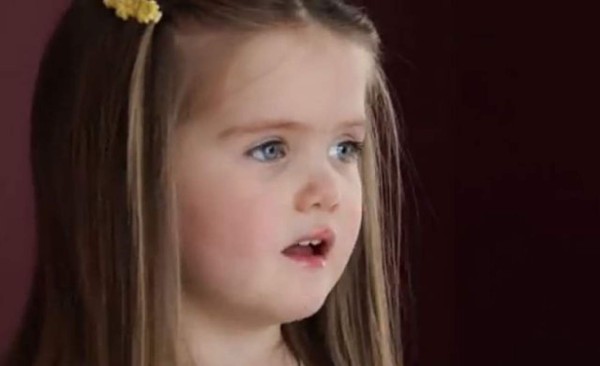 Emily James, la niña que ha conmovido a la red