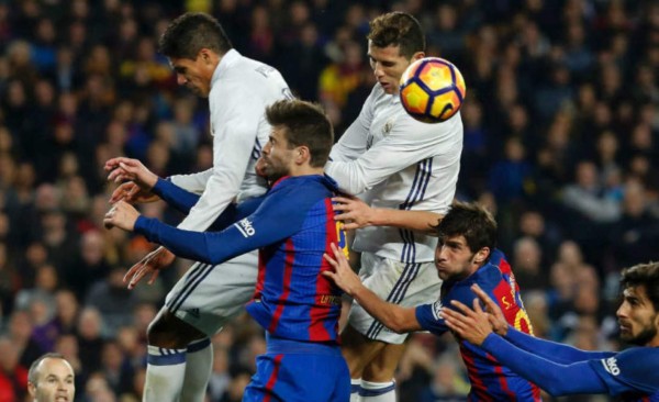 Real Madrid por la conquista de la Supercopa de España ante el Barcelona