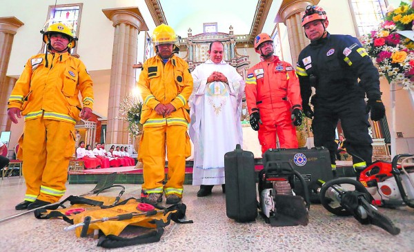 Piden bendición a la Morenita para trabajar por Honduras