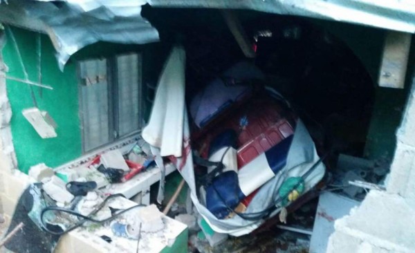 Fuertes imágenes del accidente de mototaxi donde murieron tres personas y nueve resultaron heridas