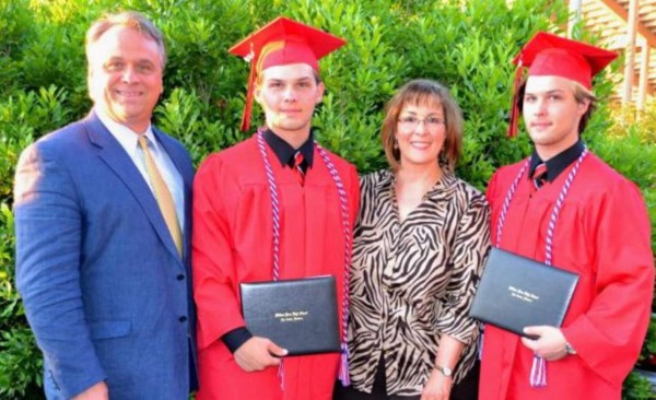 ¿Recuerdas la película bebé suelto? Mira cómo está el niño 22 años después