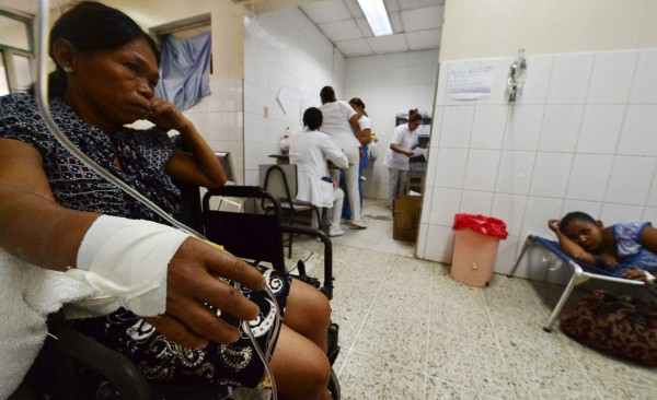 Hospitales de Honduras desbordados por casos de dengue