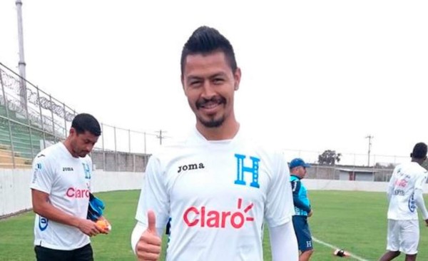 La FIFA abre proceso disciplinario contra jugador hondureño Roger Espinoza