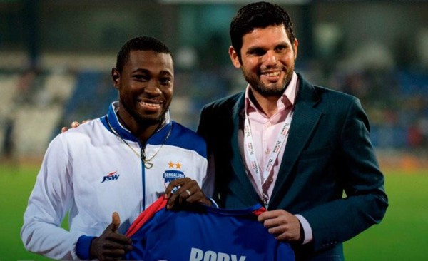 Roby Norales se estrena con gol en el derbi del sur de la India