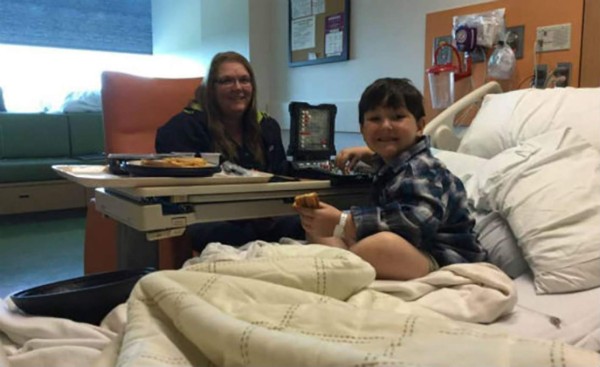 Conmovedora reacción de un niño al enterarse que venció el cáncer