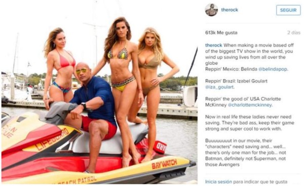 'La Roca' presume foto con Belinda en traje de baño