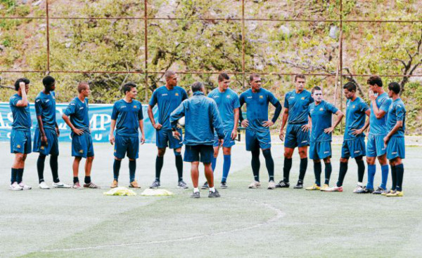 Clavasquín le responde a Treviño