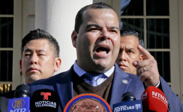 Piden a Obama indultar a jóvenes indocumentados para evitar su deportación&nbsp;