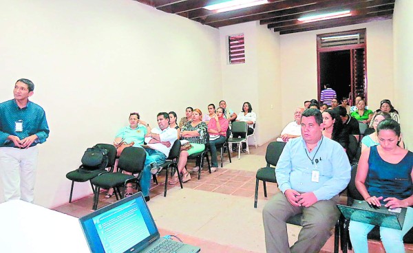 Forman Mesa de Protección de la Niñez