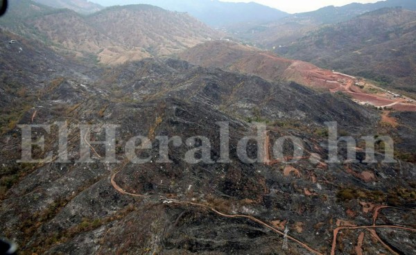 Los daños provocados por incendio en El Hatillo