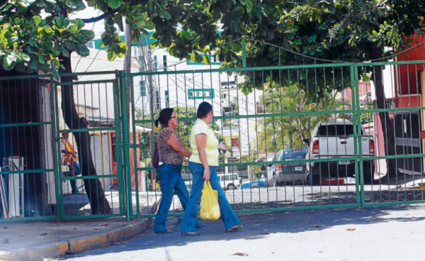 En estado de indefensión habitan capitalinos