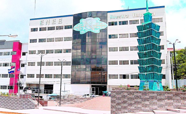 JOH vigilará que EEH cumpla al pie de la letra