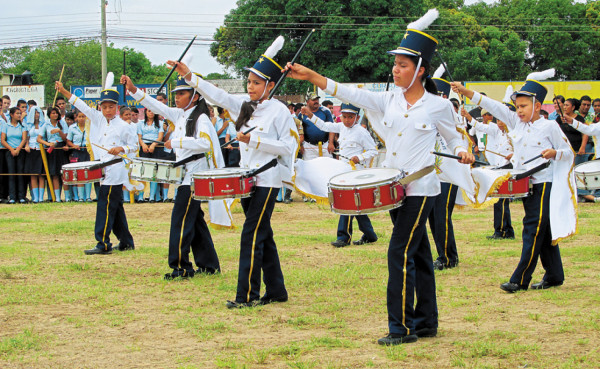 Sonaron los tambores en la sultana del sur