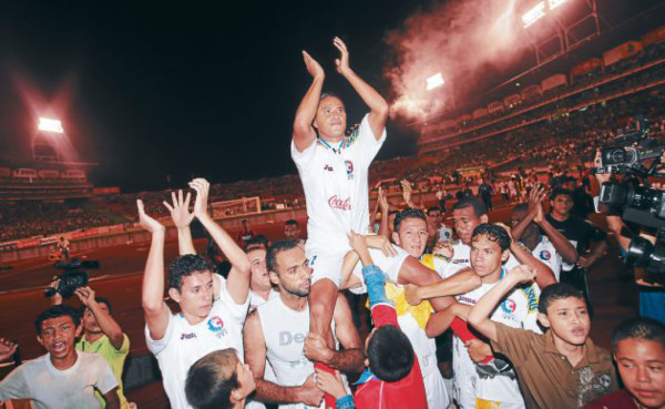 Wilmer será despedido ante Alajuela