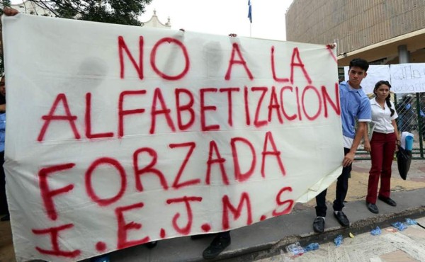 La alfabetización recibe el tiro de gracia como actividad del Trabajo Educativo Social