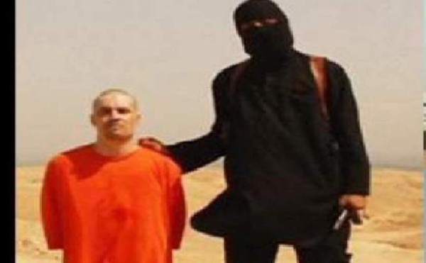 James Foley pudo escapar del EI, pero se quedó por un amigo
