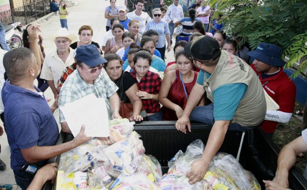 La solidaridad cobija a pobladores de La Virtud