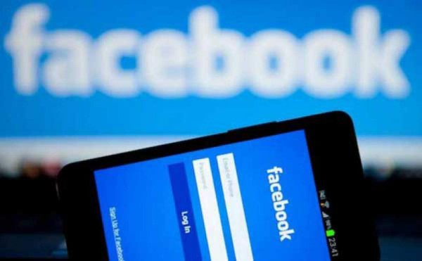 Facebook activa herramienta para notificar que se está bien