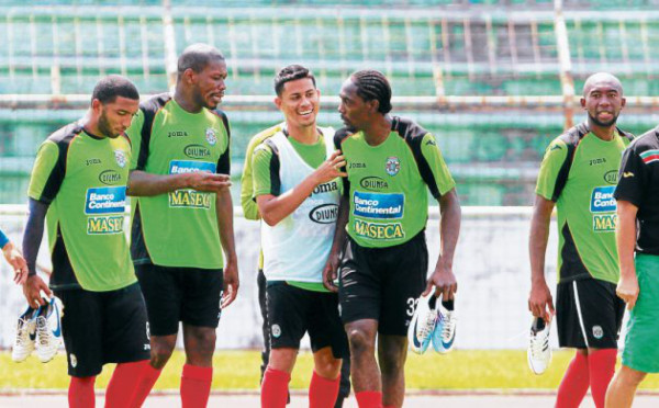 'La experiencia de Olimpia pesa”, admite Mitchel Brown