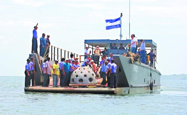 Con arrecifes artificiales buscan repoblar el Golfo de Fonseca