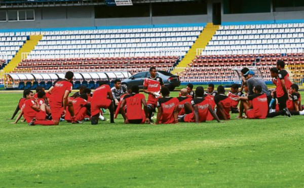 Un choque de potencia, rapidez y técnica....