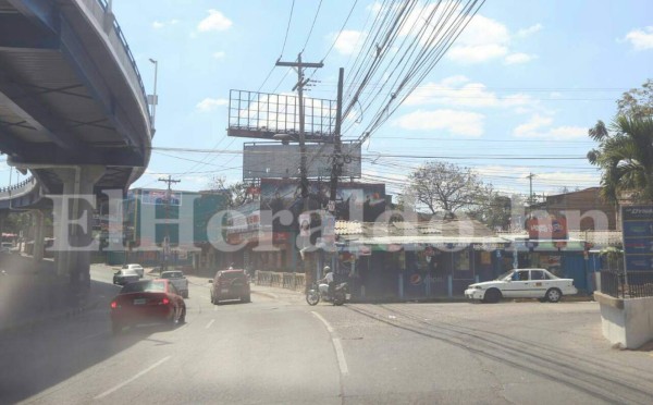 Hieren en tiroteo a dueña de pulpería en la capital de Honduras